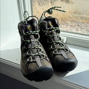 Keen Targhee II Women’s Hiking Boots